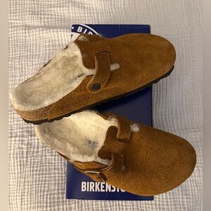 Boston VL/ Shearling
Mink
Size 36